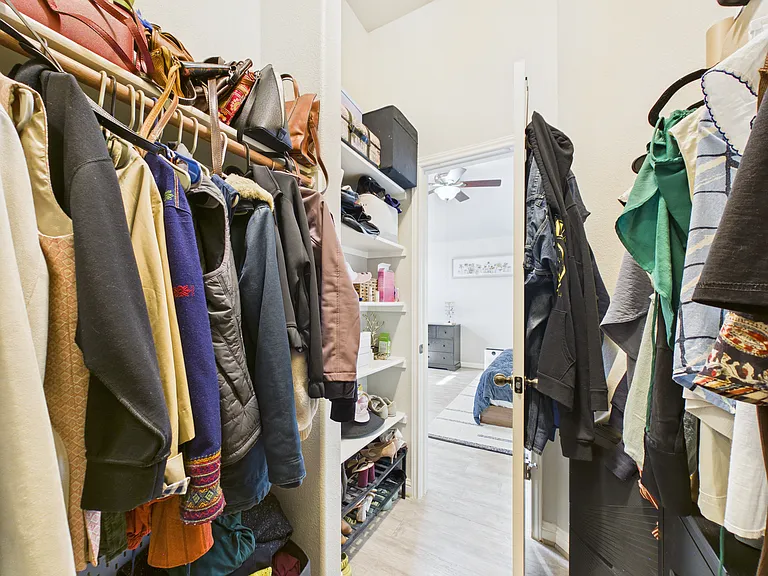 10216 Wind Cave Trl — Photo 35