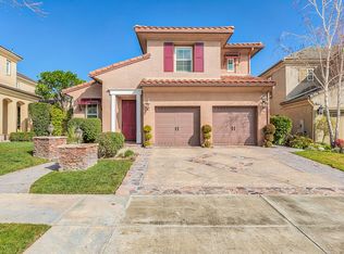 26850 Peppertree Dr, Valencia, CA 91381