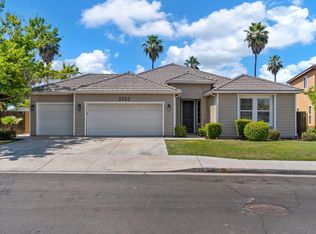 5553 E Lorena Ave, Fresno, CA