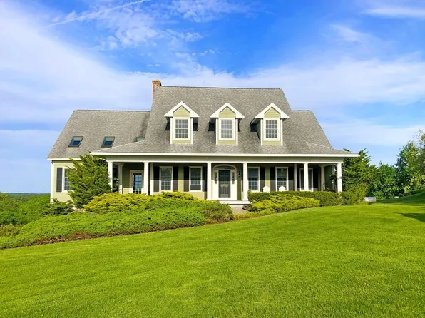 63 Skyfields Dr, Groton, MA 01450