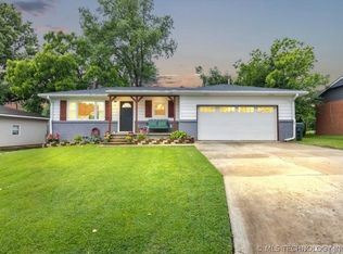 1817 W Birch St, Claremore, OK 74017