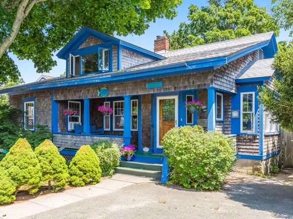 17 Brewster Street, Provincetown, MA 02657