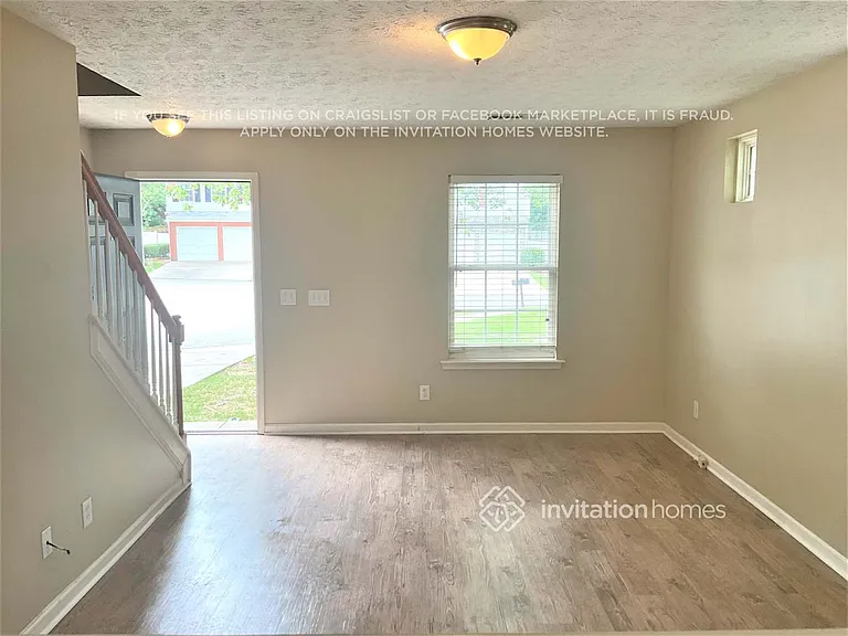175 Oak Grove Pl — Photo 2