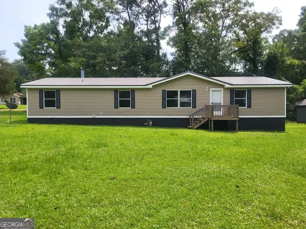 3116 44th Ave SW, Lanett, AL 36863