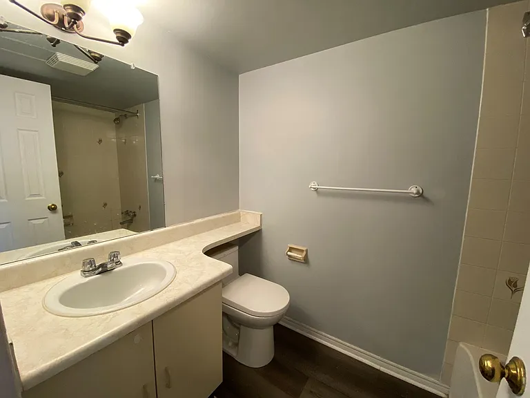 323 Colborne St #1204 — Photo 11