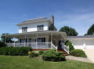 207 S Front St, Greeley, IA 52050