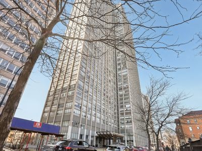 655 W Irving Park Rd APT 2805, Chicago, IL, 60613