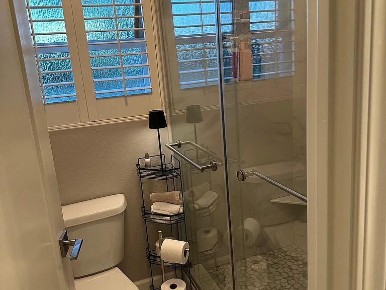1814 Sweet Briar Pl — Photo 21