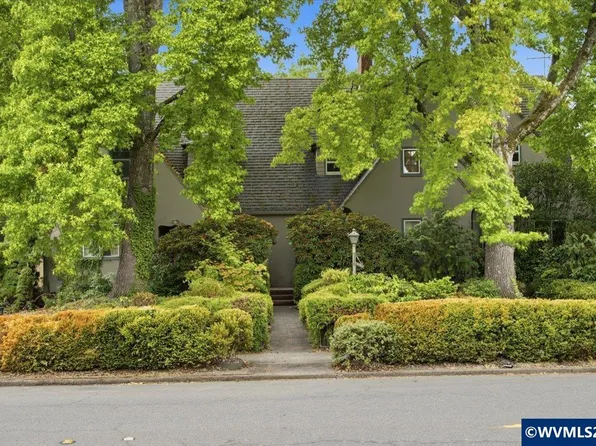 575 24th St NE, Salem, OR 97301