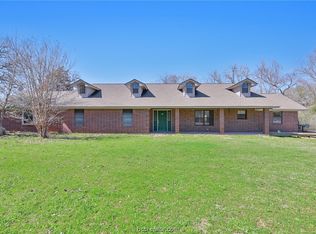 2103 Farley, College Station, TX 77845