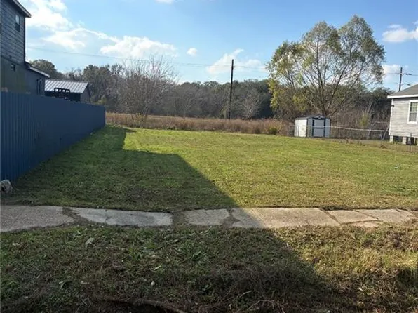 6708 Deanne St, New Orleans, LA 70126