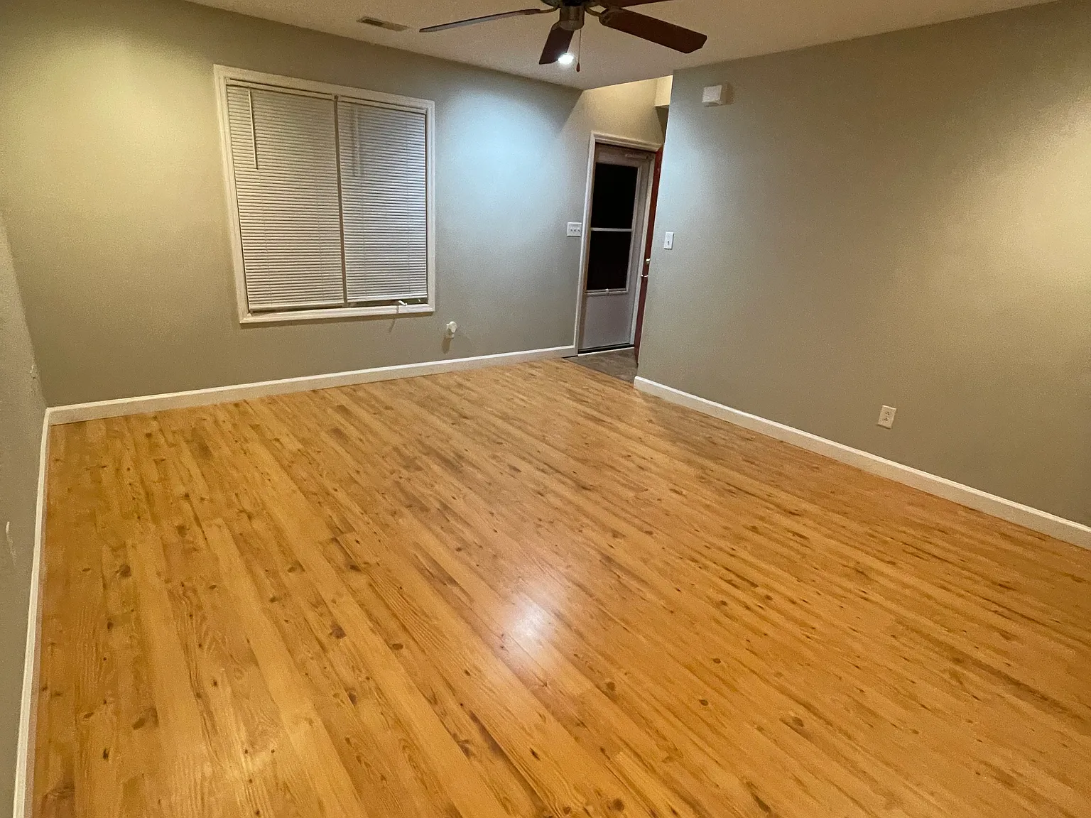 3 bed, 1344 sqft, $1,400 — Photo 3