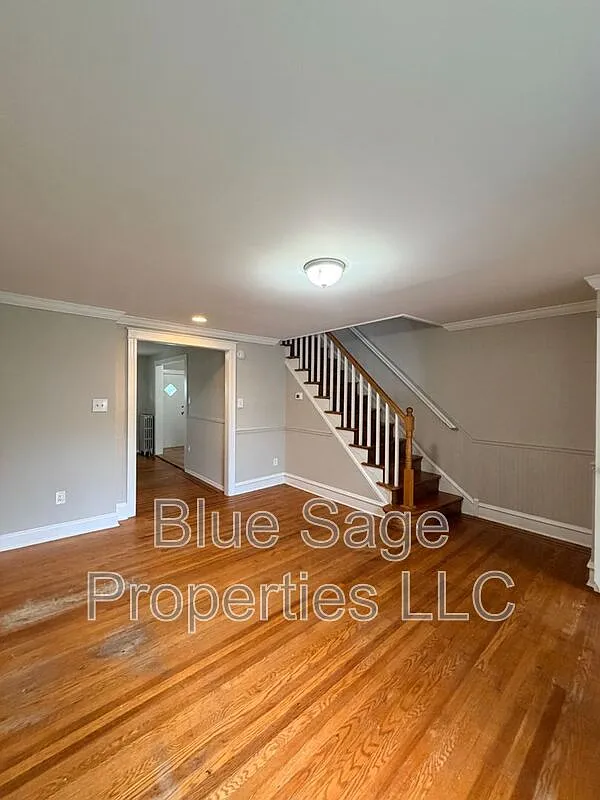 3 bed, 1.5 bath, 1064 sqft, $1,495 — Photo 4