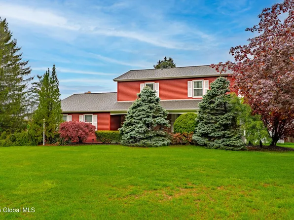 26 Joy Drive, Loudonville, NY 12211