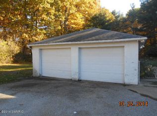 5735 W Johnson Rd, Ludington, MI 49431