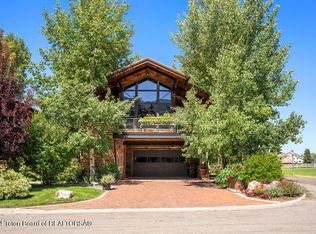 687 E Kelly Ave, Jackson, WY 83001