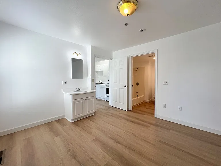 Calistoga Avenue, 1356 — Photo 39