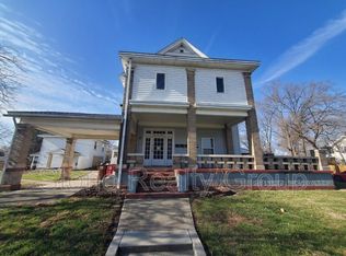 509 S 5th St APT 3, Clinton, IN 47842