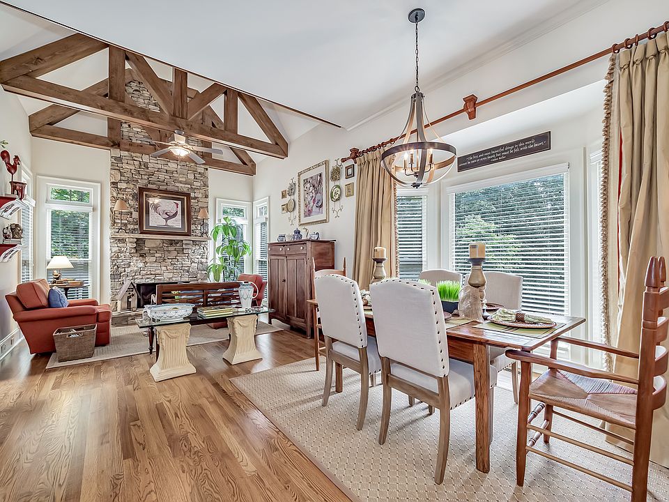1st image of 40 Sourwood Cir