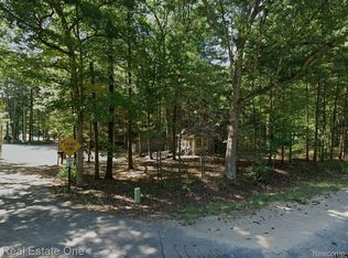 1961 N Beechwood Dr, Mears, MI 49436