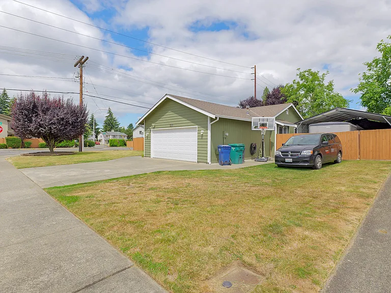1201 35th Ct SE — Photo 19