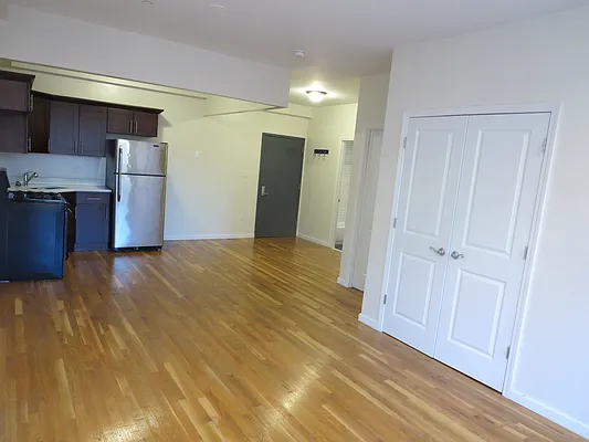 Rented by Eliaman Group, LLC | media 6