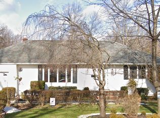 33 Stephenville Pkwy, Edison, NJ 08820