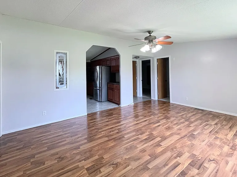 410 Crystal East Ave — Photo 3