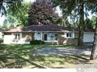 5339 Richfield Rd, Flint, MI 48506