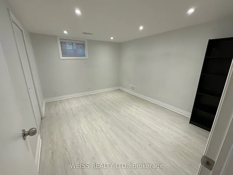 55 Addington Ave #B — Photo 11