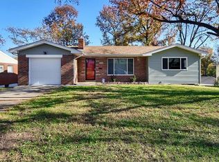 5116 Rockingham Dr, Saint Louis, MO 63121