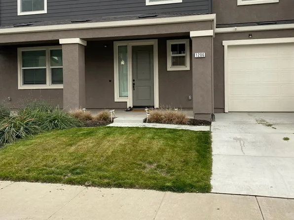 1206 Golden Angel Way, Sacramento, CA 95838