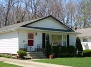 4366 Adrian Rd, South Euclid, OH 44121