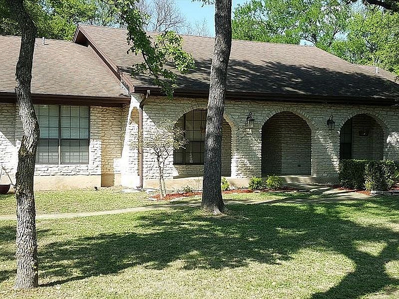 1st image of 243 Mesa Dr