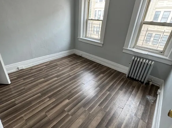 (undisclosed Address), Yonkers, NY 10701
