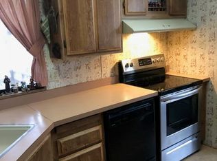 3250 Fisher Rd, Roseburg, OR 97471