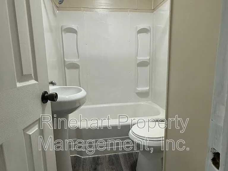 242 Cherry Rd S — Photo 13