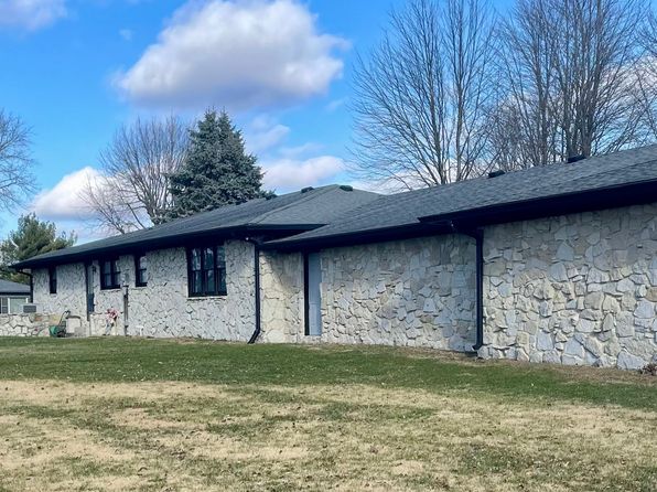 816 N County Road 900 E, Avon, IN 46123