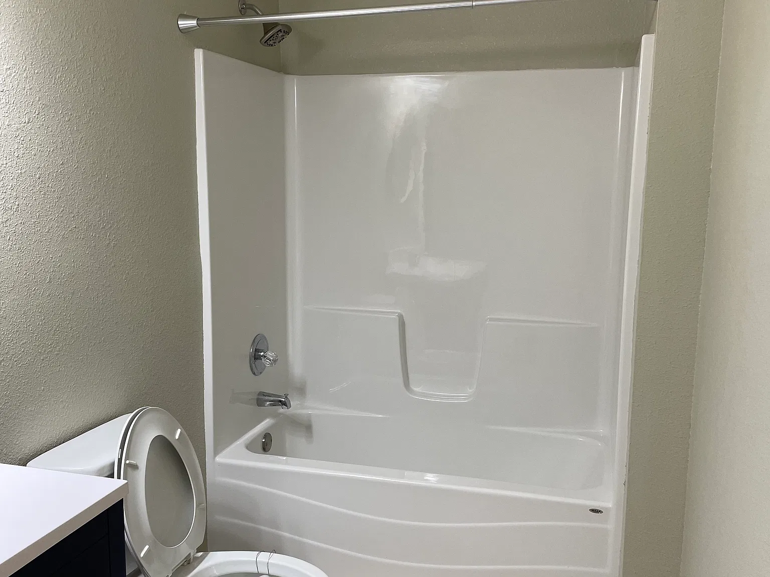 3 bed, 1160 sqft, $1,150 — Photo 2