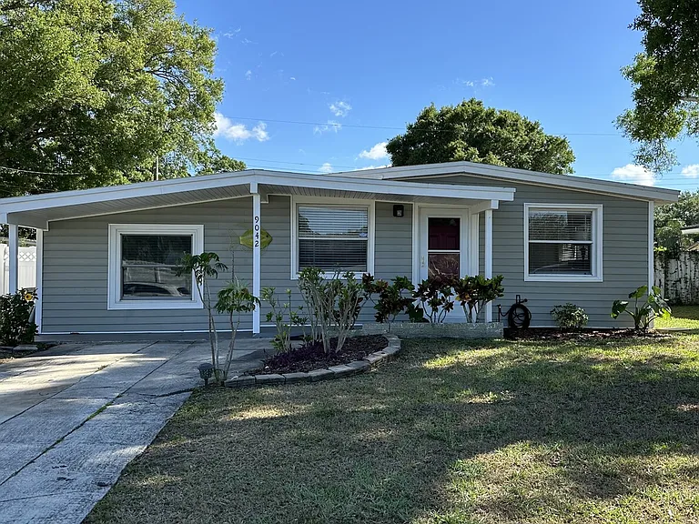 Southern Comfort Dr — Photo 18