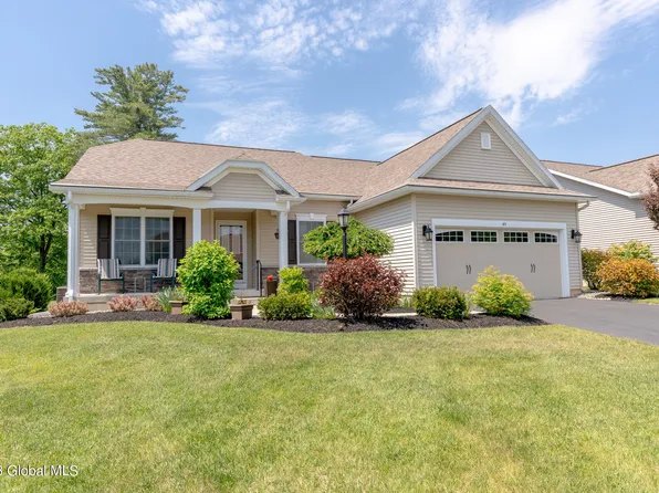 49 Somerset Drive, Halfmoon, NY 12118