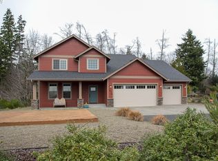 1820 SE 3rd St, Astoria, OR 97103