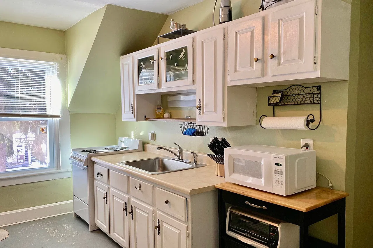 2 bed, $1,150 — Photo 2