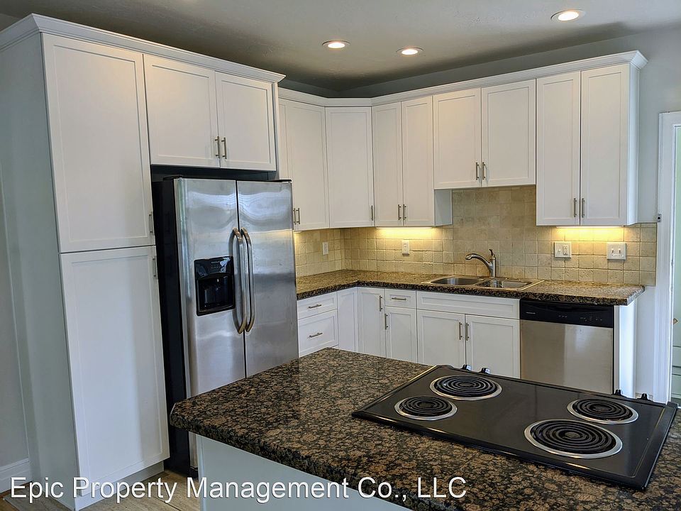 1st image of 2289 S Lake St APT 1