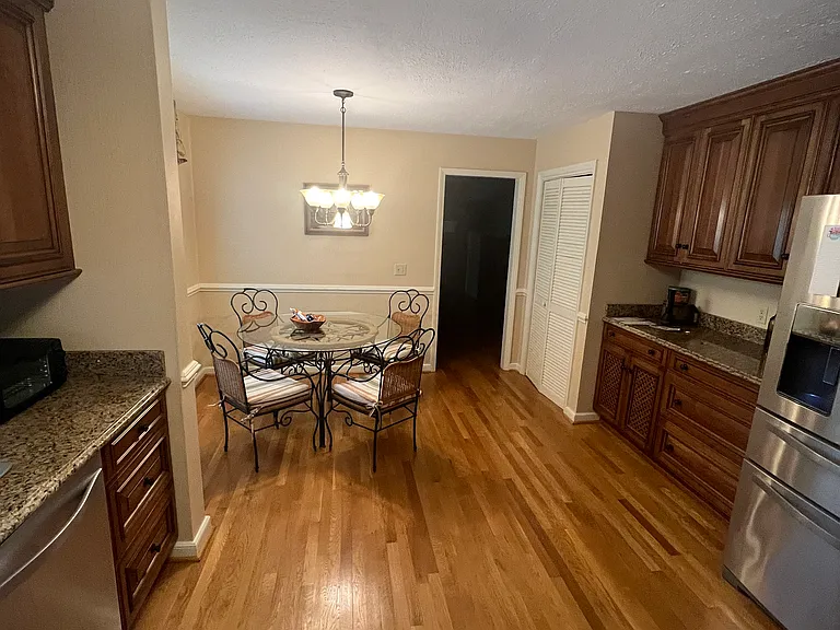 1192 Round Meadow Dr — Photo 23