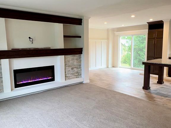 5th image of 50 Stony Acres Dr