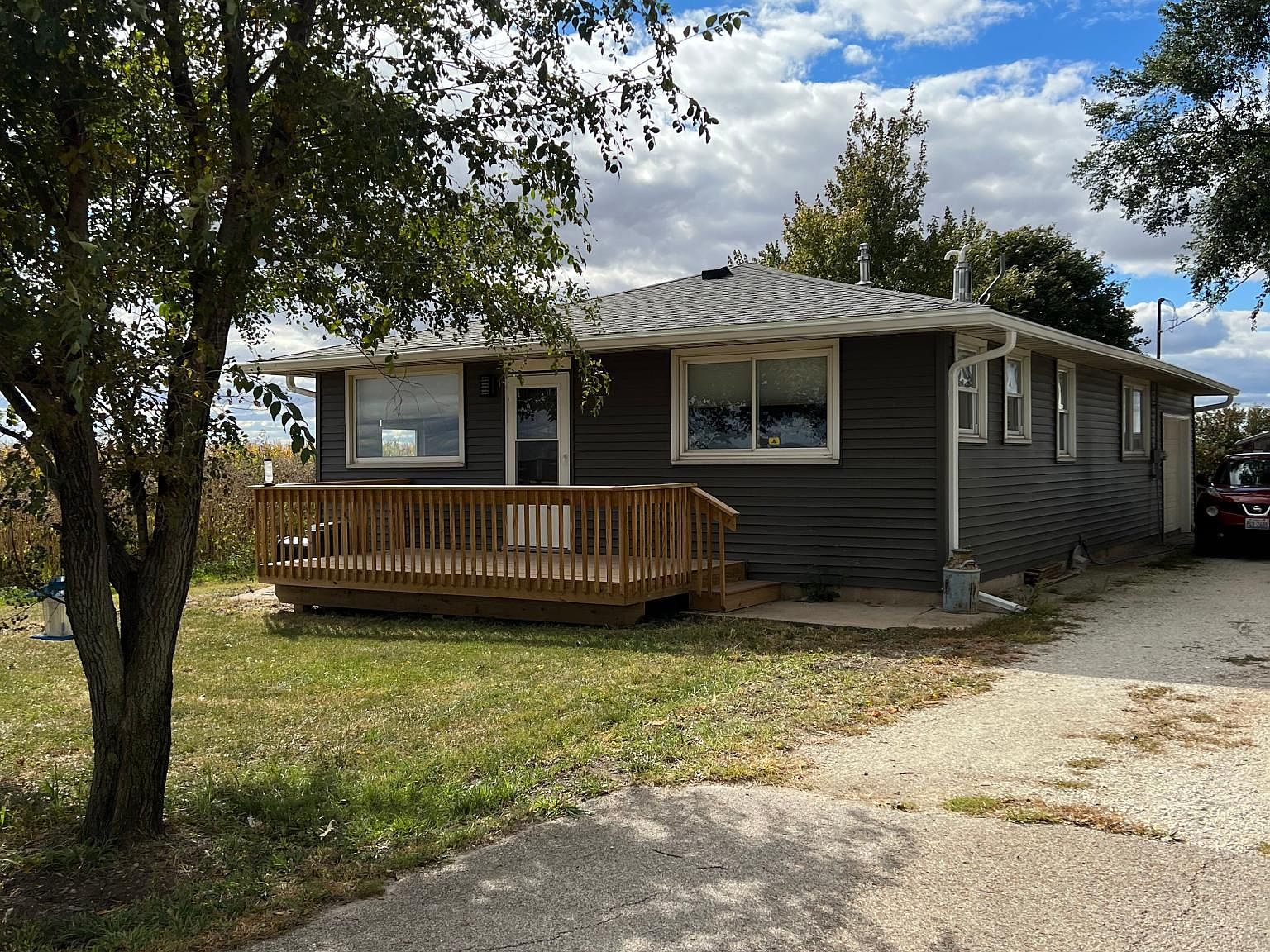 19879 Dee Mack Rd, Deer Creek, IL 61733 Zillow