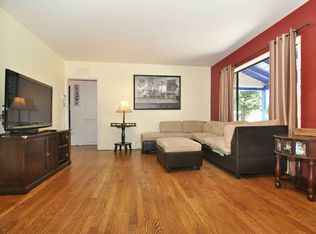 451 Devirian Pl, Altadena, CA 91001