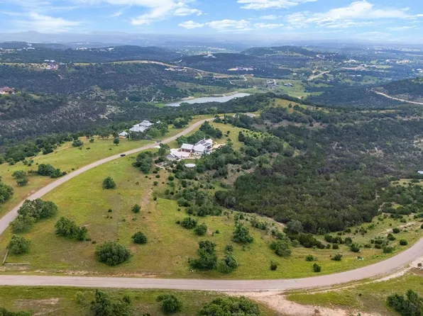 112 Oryx Cv, Blanco, TX 78606