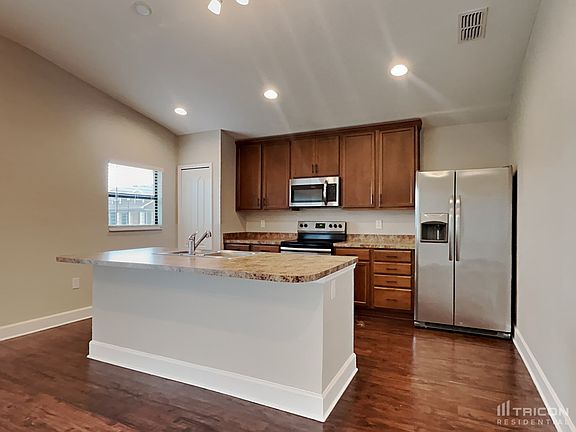 5th image of 269 Kissengen Park Dr
